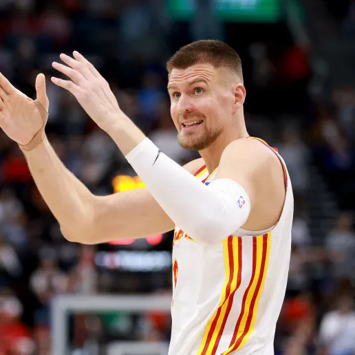 C7入口-铂金生涯前十个赛季共出战501场比赛，本赛季出勤率为32.7%