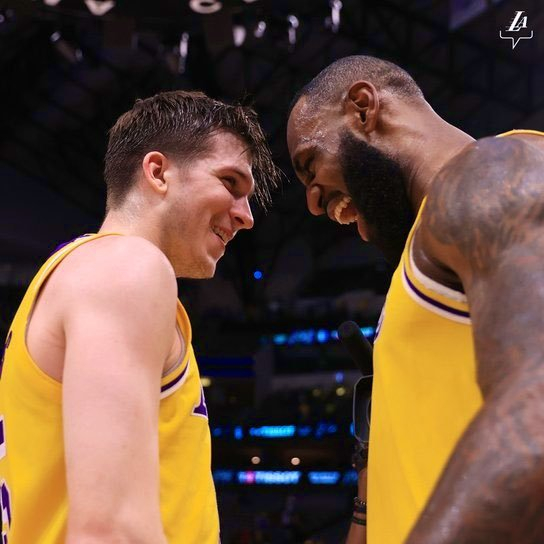 c7-里夫斯状态回归赛季初,詹姆斯缺席全明星赛|NBA|体育赛事讨论|奥斯汀-里弗斯|奥斯汀·里夫斯|洛杉矶湖人队_新浪体育_新浪新闻